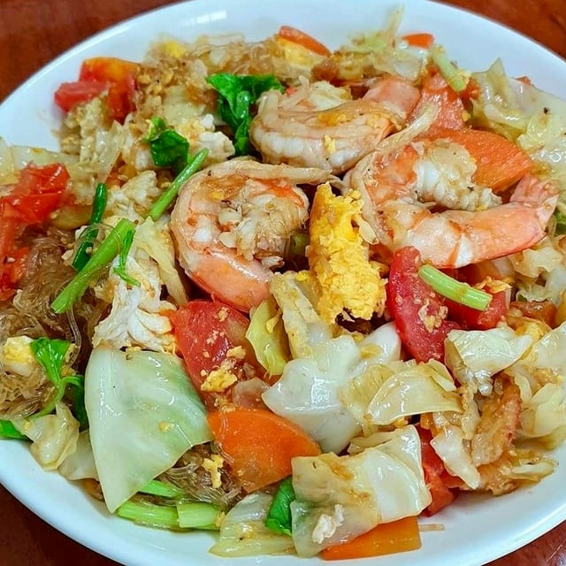 Pad Sukiyaki ผัดสุกี้แห้ง.